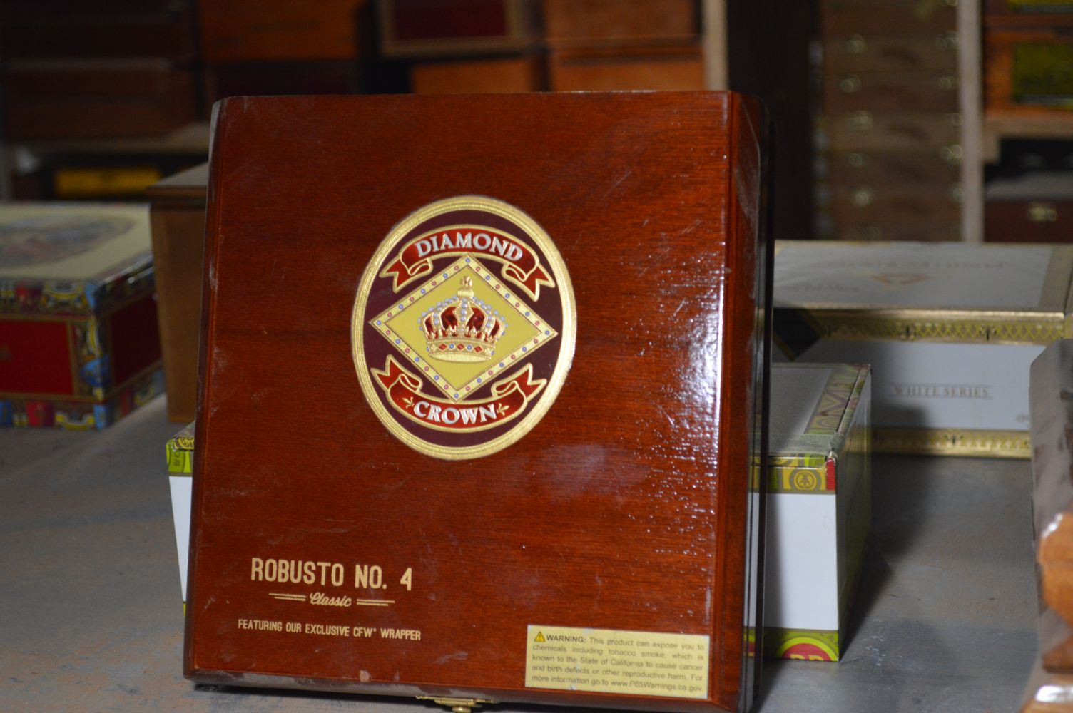 Diamond Crown NO. 4 Robusto Empty Wooden Box Smokin' Betty's Cigars