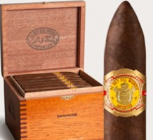 EL Rey Del Mundo Natural Flor de Llaneza (Pyramid)